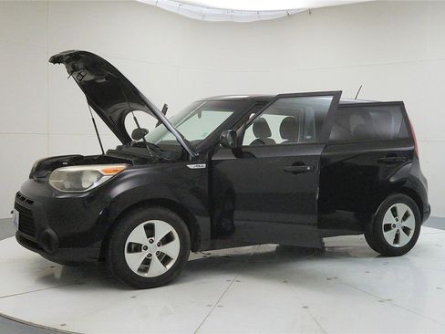 Used 2015 Kia Soul image 11