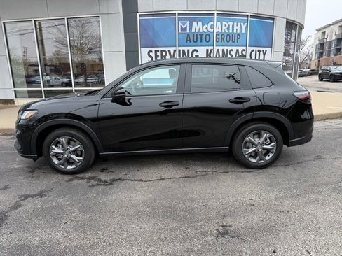 New 2026 Honda HR-V LX image 2