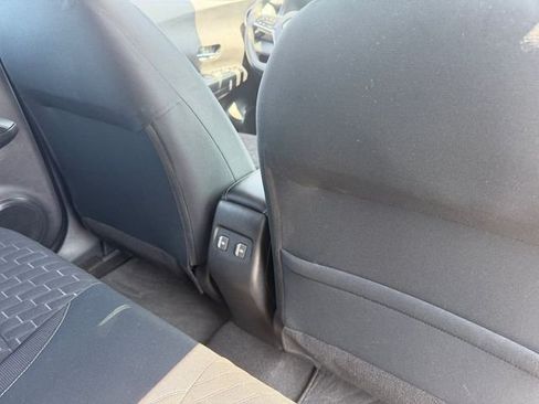 Used 2023 Nissan Kicks SV FWD image 13