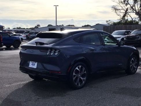 Certified 2021 Ford Mustang Mach-E Premium image 5