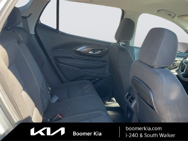Used 2023 GMC Terrain SLE w/ Driver Convenience Package FWD image 12