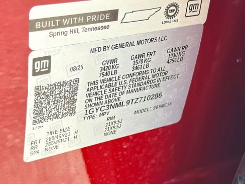 New 2026 Cadillac Vistiq Sport w/ LPO, Floor Liner Package AWD/4WD image 45
