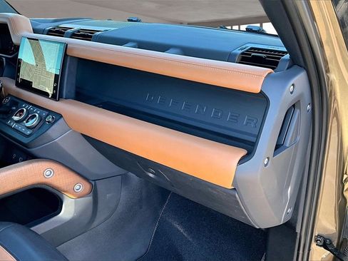 Used 2023 Land Rover Defender 110 X image 16