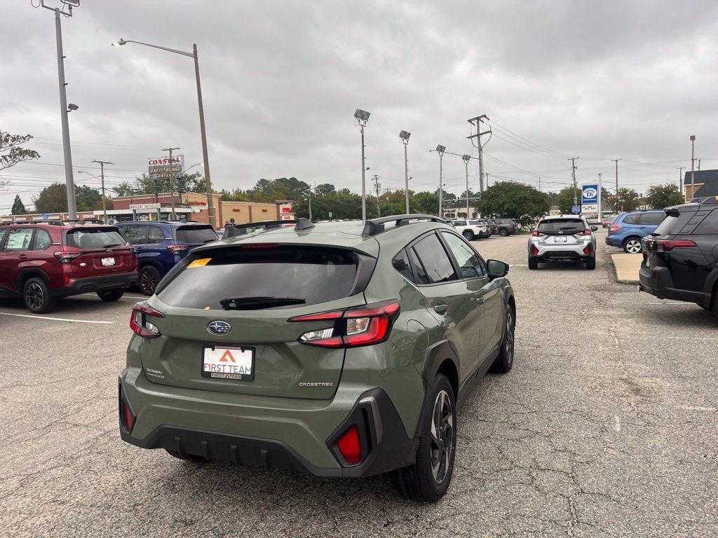 Used 2025 Subaru Crosstrek 2.5i Limited w/ Crosstrek Mirror Package AWD/4WD image 4