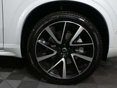 Used 2025 Volvo XC90 B5 Plus w/ Protection Package Premier image 34