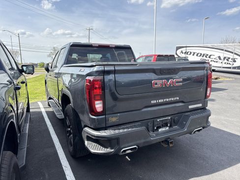 Used 2022 GMC Sierra 1500 Elevation w/ Preferred Package AWD/4WD image 4