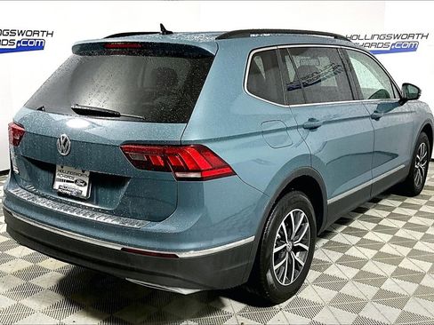 Used 2020 Volkswagen Tiguan SE image 9