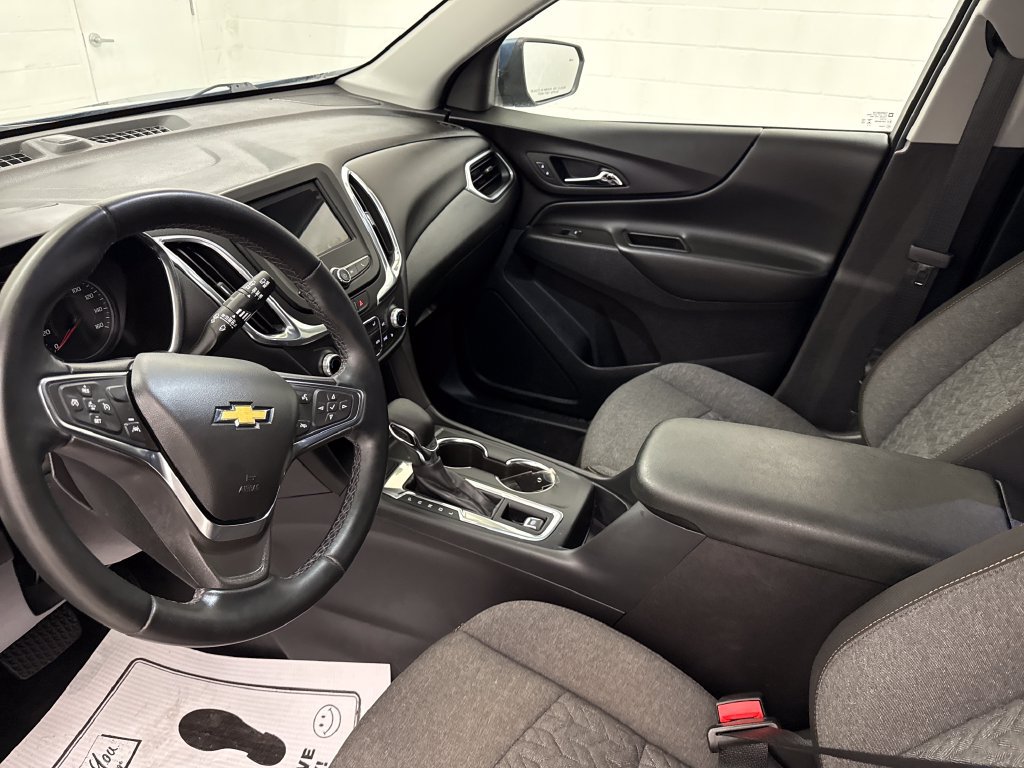 Used 2024 Chevrolet Equinox LT AWD/4WD image 12