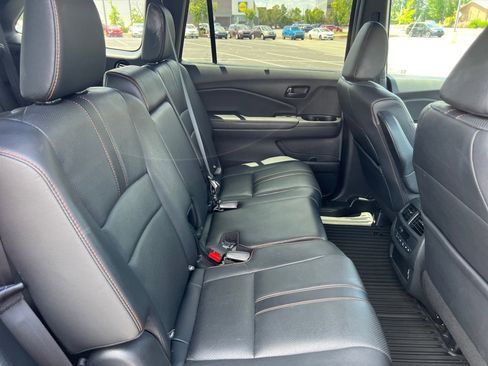 Used 2022 Honda Pilot TrailSport image 33