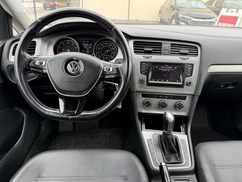 Used 2015 Volkswagen Golf S FWD image 14