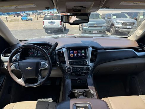 Used 2017 Chevrolet Suburban LT AWD/4WD image 12