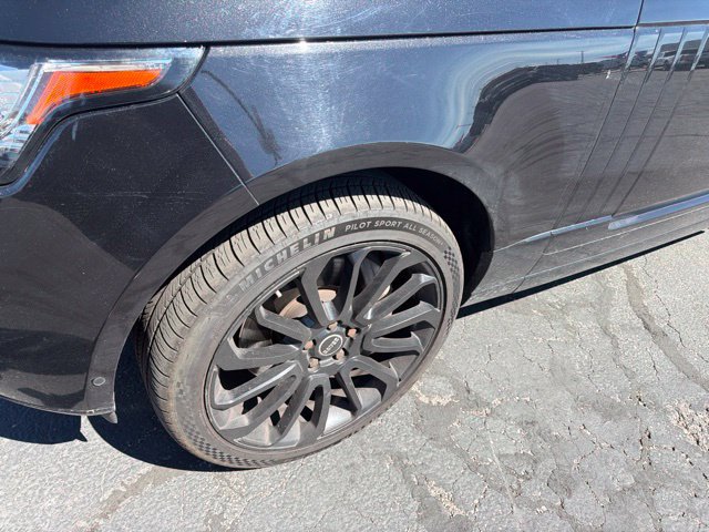 Used 2016 Land Rover Range Rover Autobiography AWD/4WD image 16