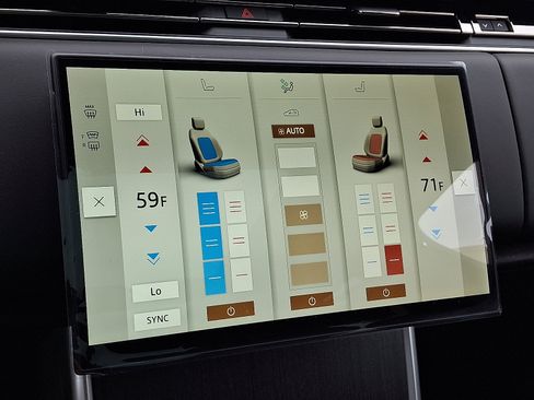 New 2025 Land Rover Range Rover SE image 15