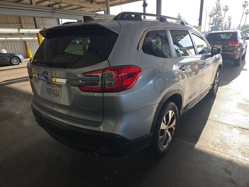 Used 2025 Subaru Ascent Premium AWD/4WD image 4