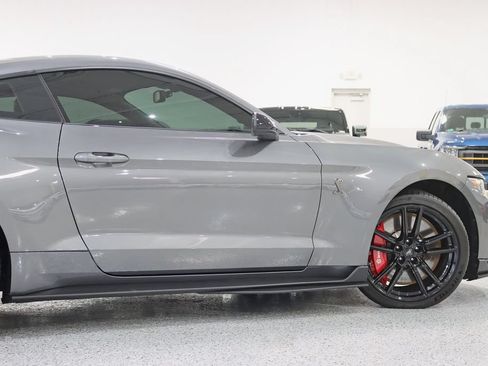 Used 2021 Ford Mustang Shelby GT500 RWD image 11