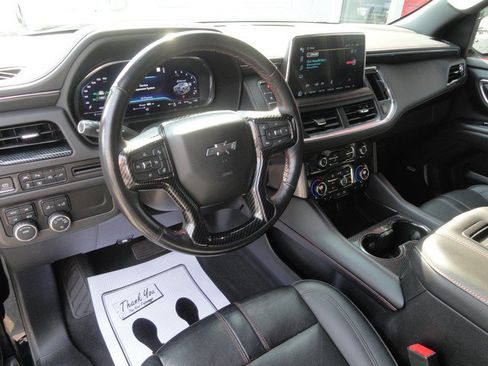 Used 2022 Chevrolet Suburban RST w/ Sport Performance Package AWD/4WD image 12