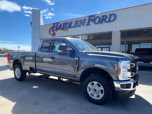 New 2026 Ford F350 XLT w/ FX4 Off-Road Package AWD/4WD image 1