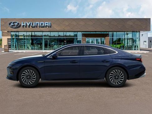 New 2026 Hyundai Sonata Limited image 3