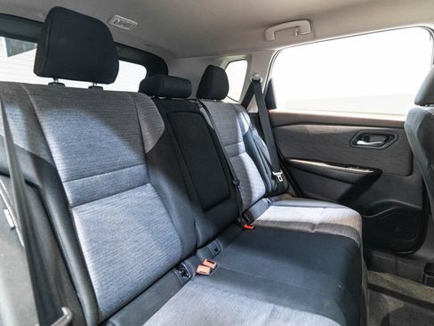 Used 2023 Nissan Rogue SV AWD/4WD image 32