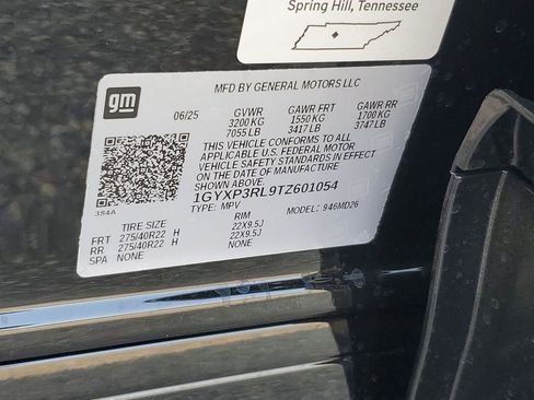 New 2026 Cadillac Lyriq V w/ Exterior Carbon Fiber Package AWD/4WD image 35
