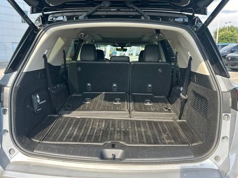 Used 2025 Nissan Pathfinder Platinum w/ Cargo Package AWD/4WD image 21