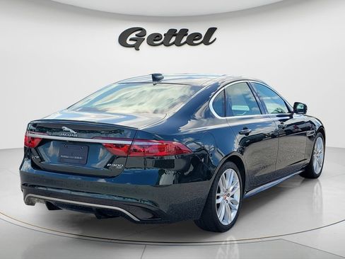 Used 2021 Jaguar XF R-Dynamic SE AWD/4WD image 4