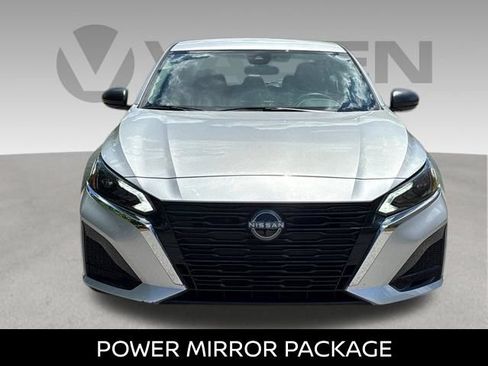 Certified 2025 Nissan Altima 2.5 SV FWD image 4