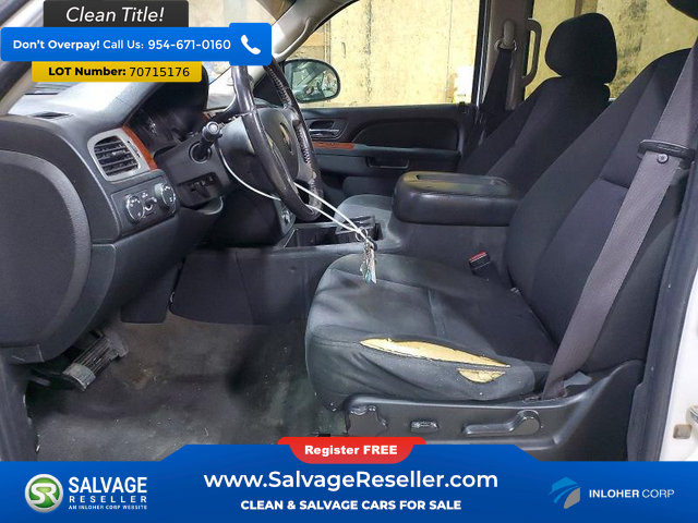 Used 2011 GMC Yukon SLE AWD/4WD image 5