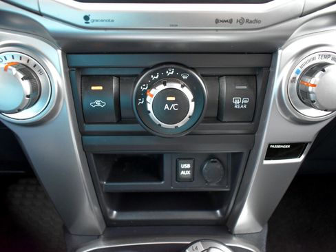 Used 2016 Toyota 4Runner SR5 image 24