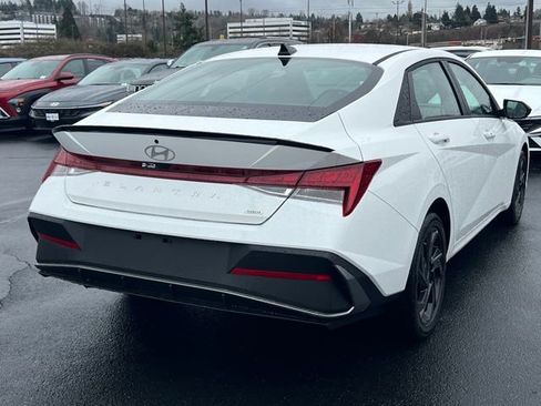New 2026 Hyundai Elantra Sport FWD image 7