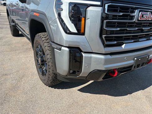 Used 2026 GMC Sierra 2500 AT4 w/ Technology Package image 27