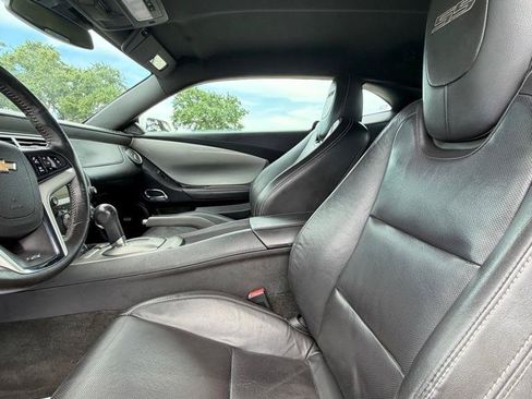 Used 2013 Chevrolet Camaro SS RWD image 10