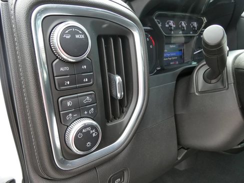 Certified 2022 GMC Sierra 1500 Elevation w/ X31 Off-Road Package AWD/4WD image 27