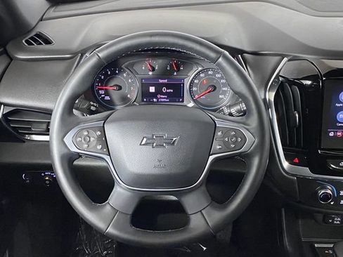 Certified 2023 Chevrolet Traverse RS AWD/4WD image 17