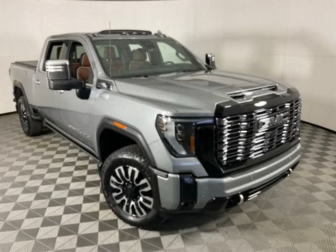Used 2026 GMC Sierra 2500 Denali Ultimate w/ Snow Plow Prep/Camper Package AWD/4WD image 51