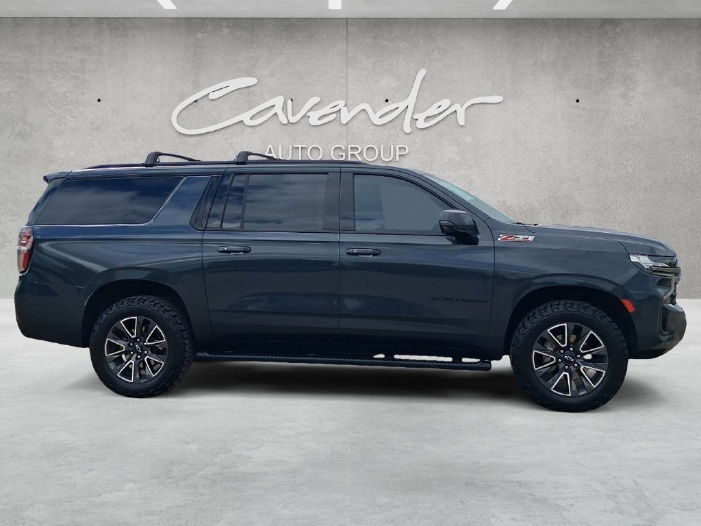 Used 2022 Chevrolet Suburban Z71 w/ Luxury Package AWD/4WD image 17