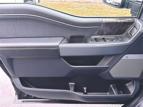 Used 2024 Ford F350 Lariat w/ Lariat Ultimate Package image 23