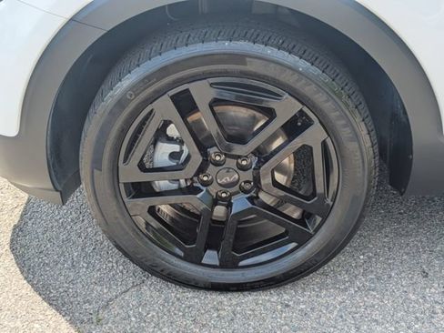 Used 2025 Kia Telluride EX X-Line AWD/4WD image 13