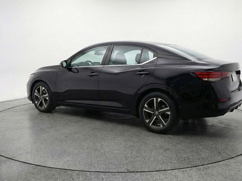 Used 2025 Nissan Sentra SV image 6