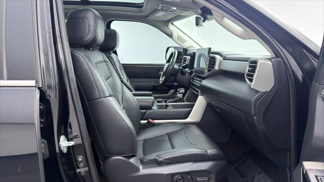 Used 2024 Toyota Tundra Limited AWD/4WD image 21