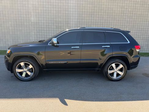 Used 2015 Jeep Grand Cherokee Overland AWD/4WD image 8