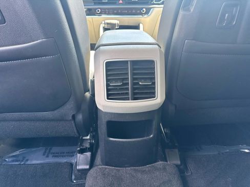 Used 2023 Kia Sportage EX FWD image 12
