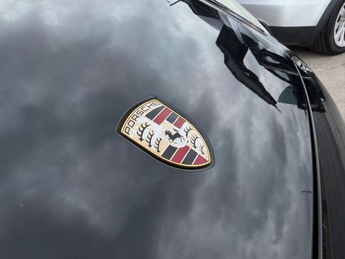 Used 2016 Porsche Cayenne image 10