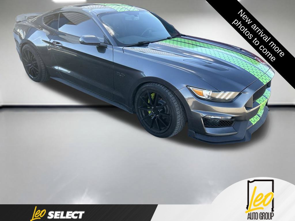 Used 2017 Ford Mustang GT Premium w/ GT Performance Package RWD image 5