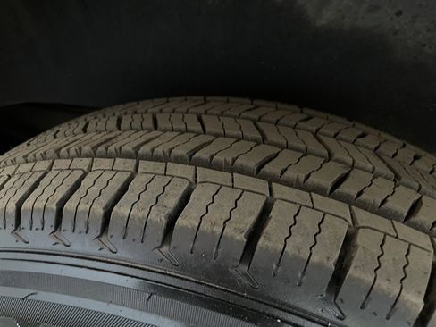 Used 2018 Chevrolet Express 2500 Extended w/ Communications Package image 12