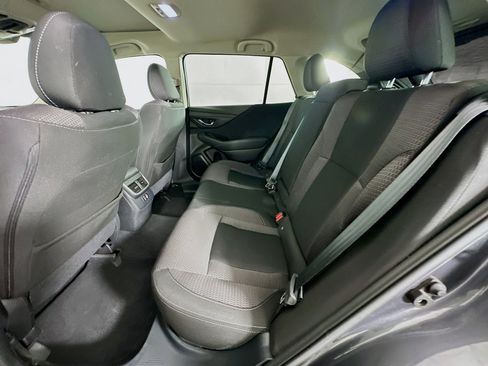 Used 2025 Subaru Outback Premium image 28