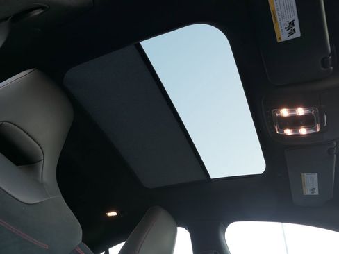 Used 2020 Mercedes-Benz CLA 250 image 28