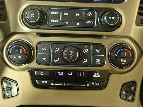 Used 2017 GMC Yukon Denali image 32