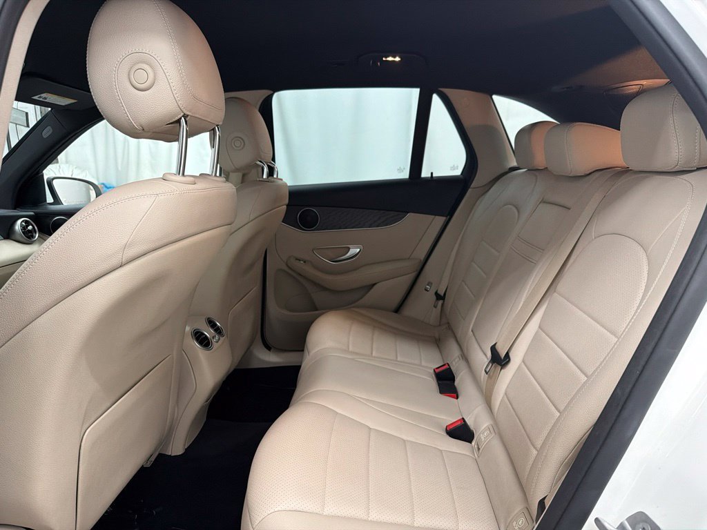 Used 2018 Mercedes-Benz GLC 300 4MATIC image 22