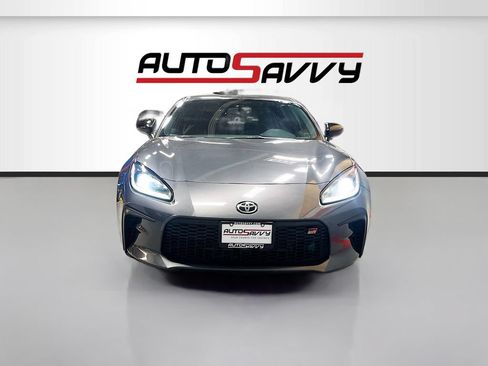 Used 2024 Toyota GR86 Premium RWD image 2